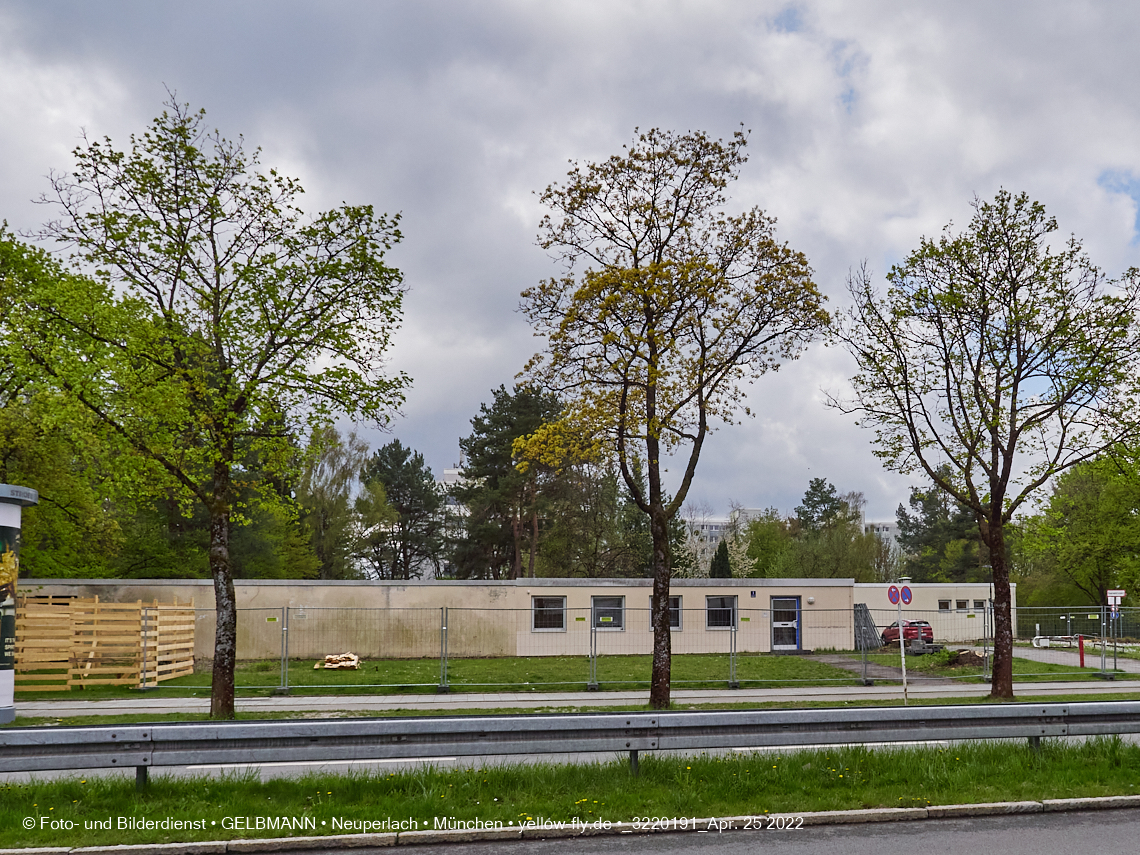 25.04.2022 - Baustelle am Haus für Kinder in Neuperlach